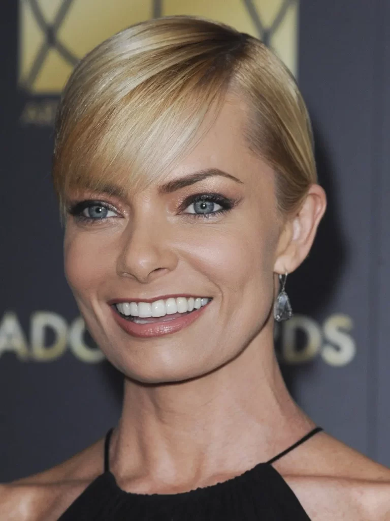 Jaime Pressly Sexy And Hot Bikini Pictures Inbloon