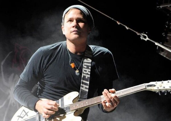 tom-delonge-net-worth