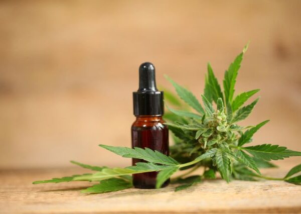 benefits-of-cbd-oil-backed-by-science-plus-side-effects