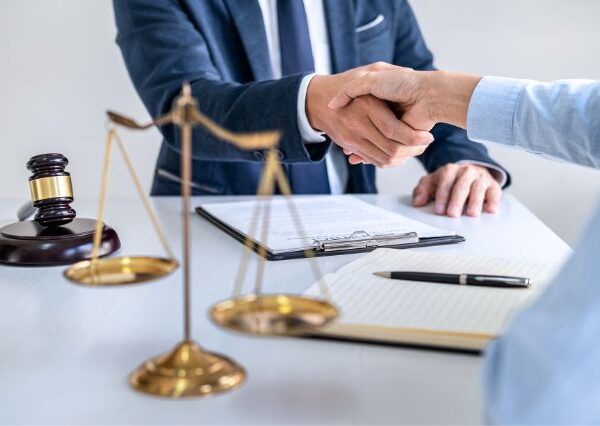 things-to-consider-when-hiring-a-lawyer