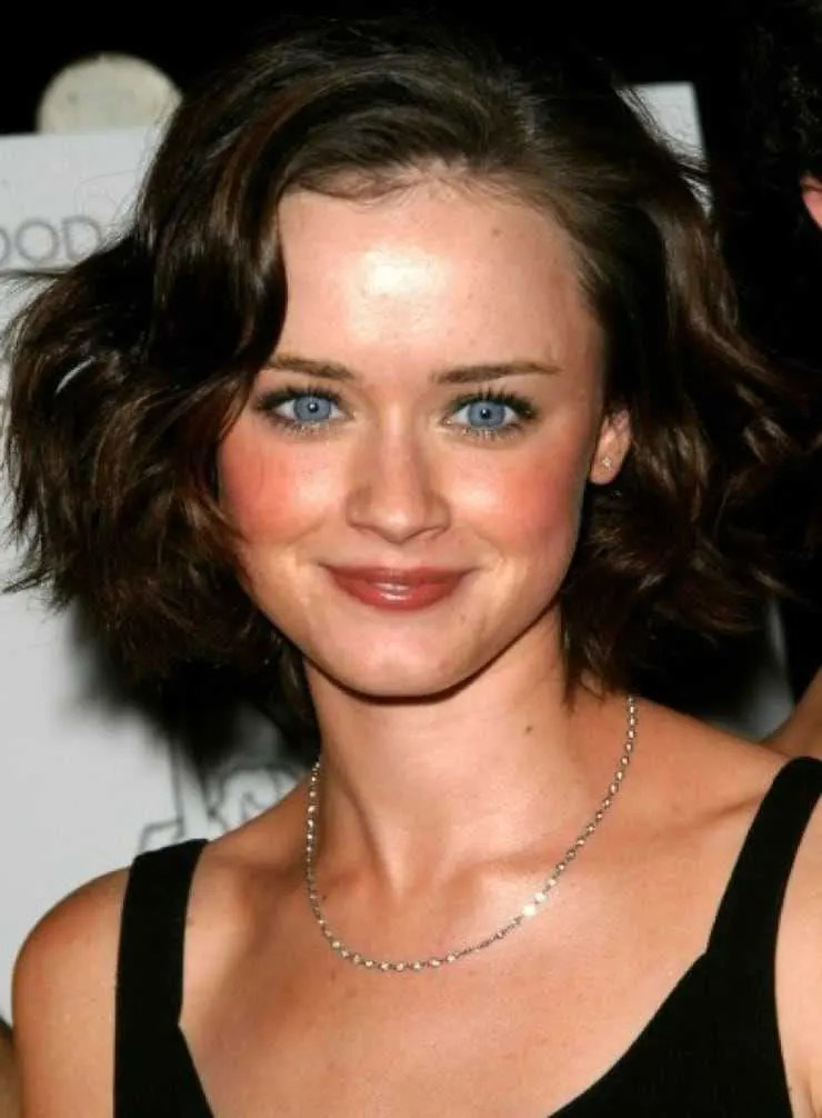 Alexis-Bledel-Bikini-Pictures