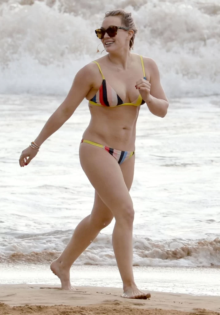 Hilary-Duff-Swimsuit-Pictures