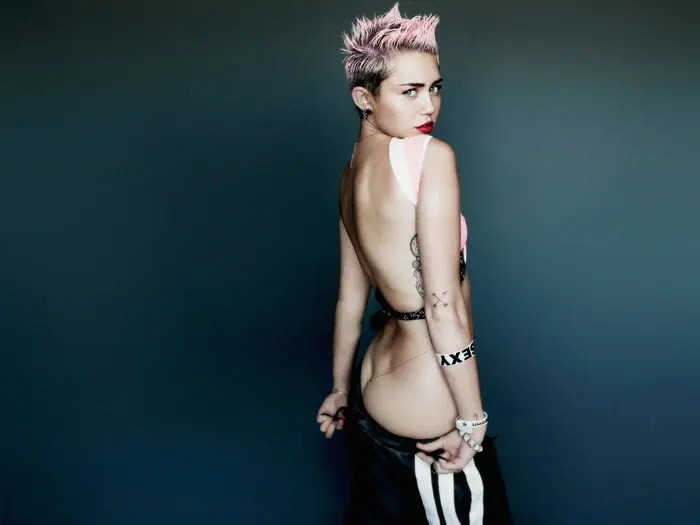 Hot-Photos-of-Miley-Cyrus