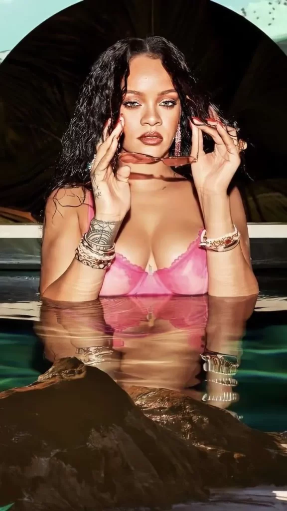 Rihanna-Swimsuit-Photos