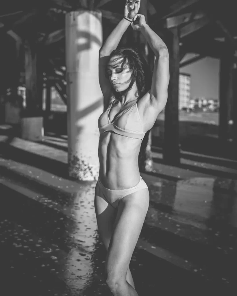 Sasha-Banks-Swimsuit-Photos