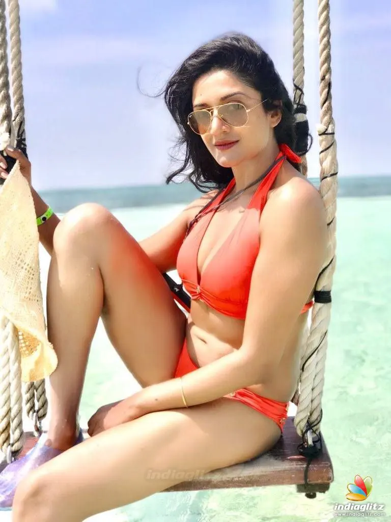 Vimala-Raman-Bathing-Suit-Images