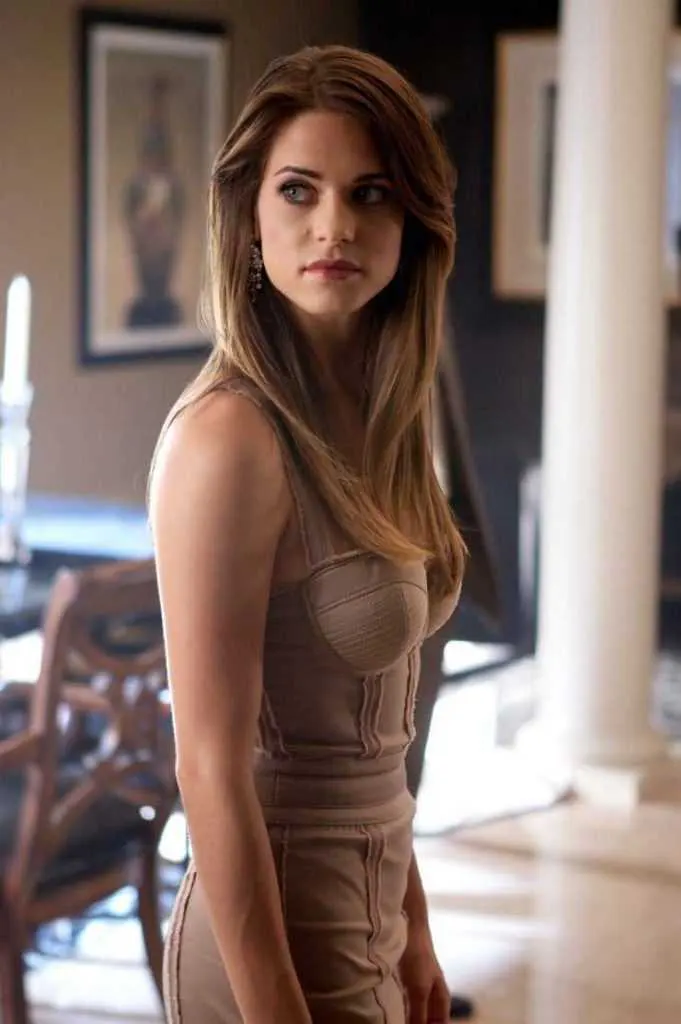 Bikini-Looks-of-Lyndsy-Fonseca