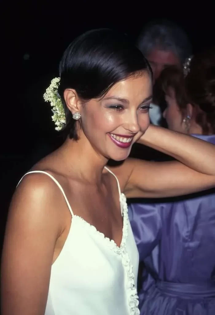 Bikini-Pictures-of-Ashley-Judd