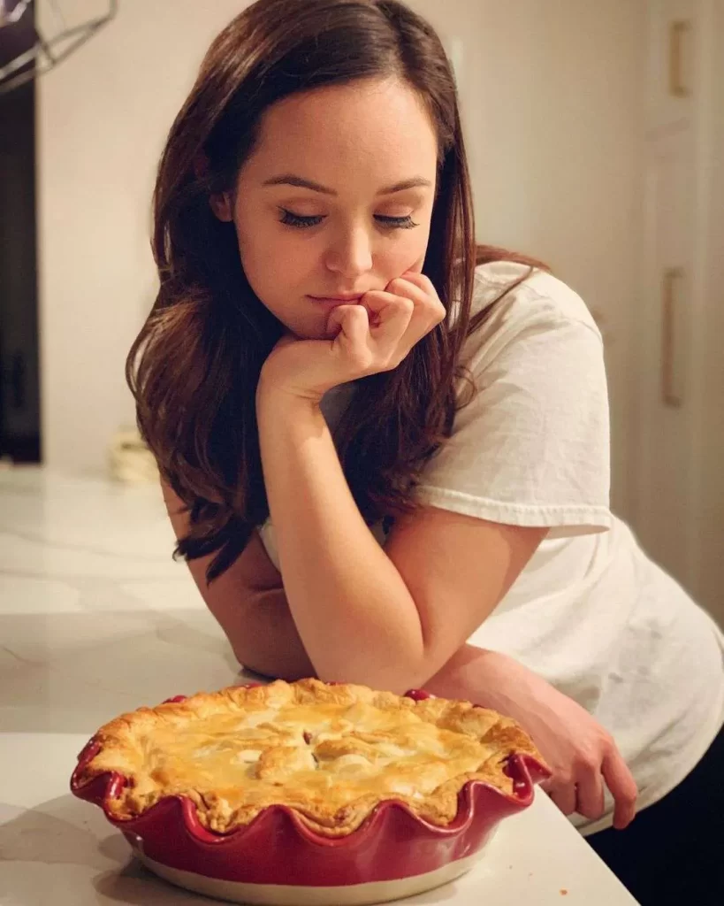 Hayley-Orrantia-Photos