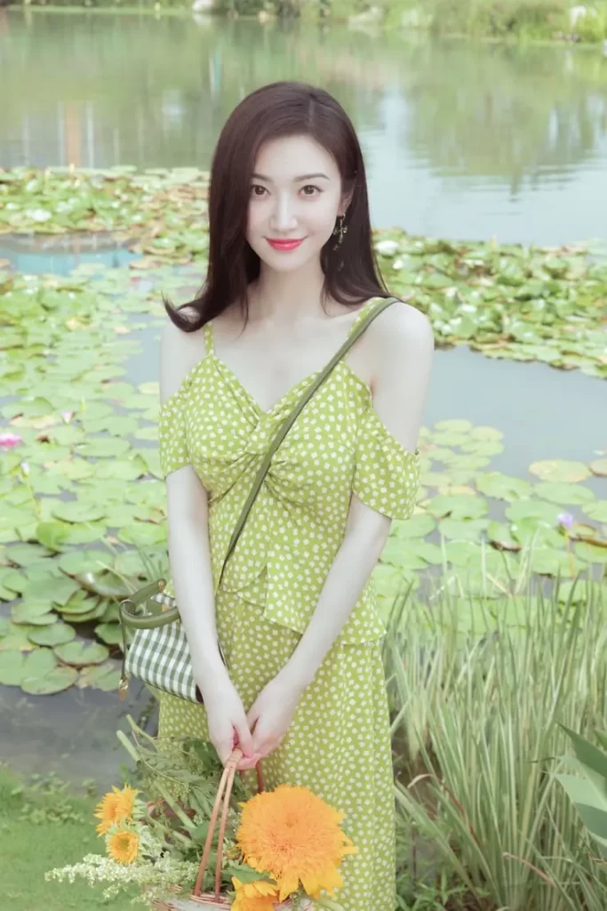 Jing-Tian-Swimsuit-Images