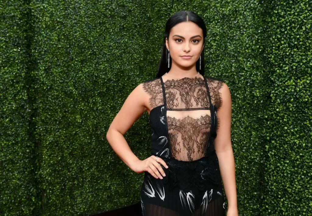 Sexy-Looks-of-Camila-Mendes