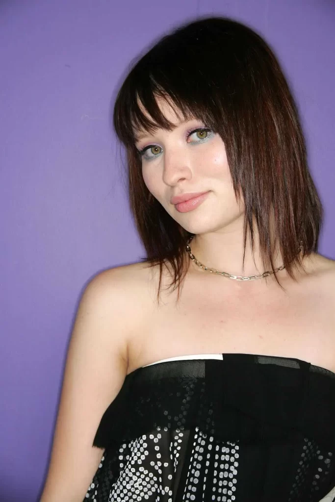 Sexy-Pictures-of-Emily-Browning