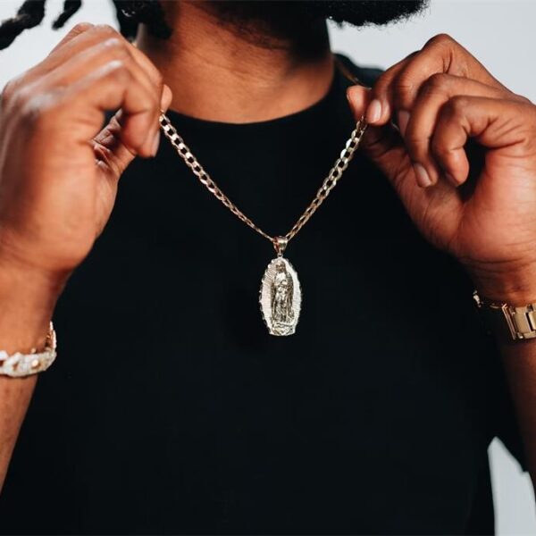 Rise of Men's Gold Jewelry Why More Men are Embracing This Trend