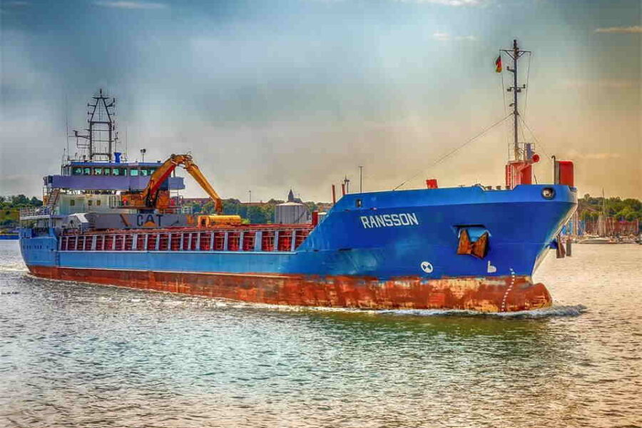 How to Move Goods Across Islands Without Stress