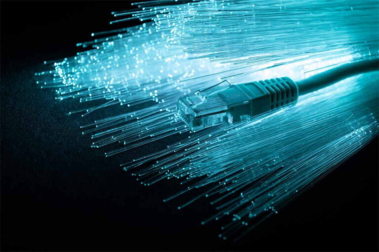 Top Benefits of Fiber Optic Internet Connections