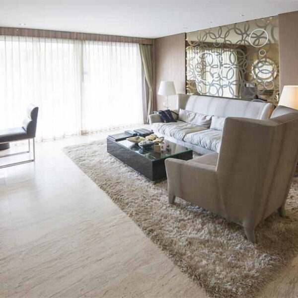 How to Design a Bathroom That Attracts Guests and Boosts Bookings