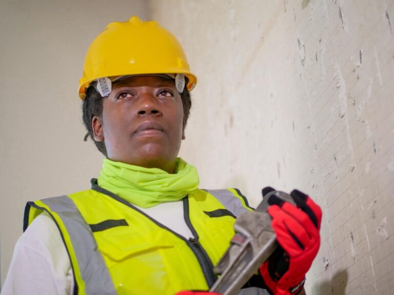 Los Angeles Plumbers Essential Solutions for Household Water Efficiency Challenges