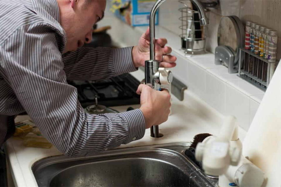 Plumbing Emergencies That Warrant Calling A Plumber Near Me — 5 Scenarios