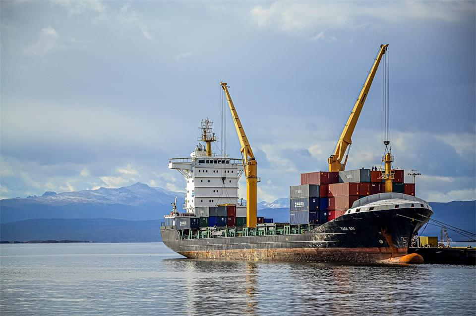 What Does It Actually Cost to Ship a Car A Real Breakdown Before You Book
